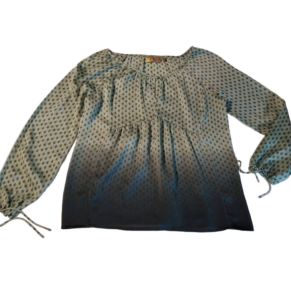 Princess Vera Wang Size M Long Sleeve Sheer Blue Shirt